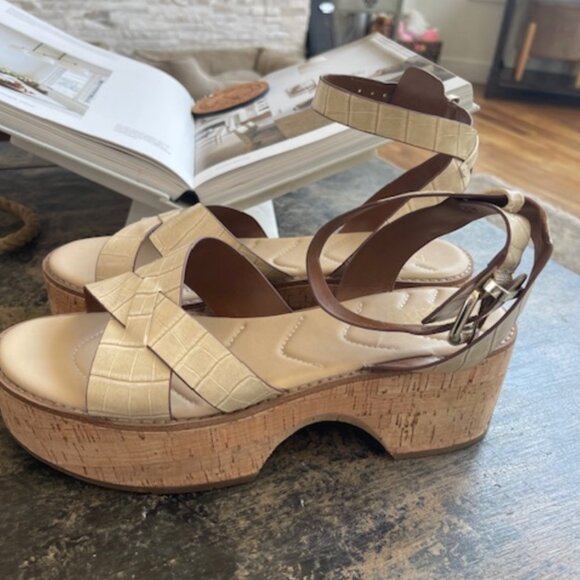 Franco Sarto Sabello Croc Chunky Sandals - Picture 2 of 3